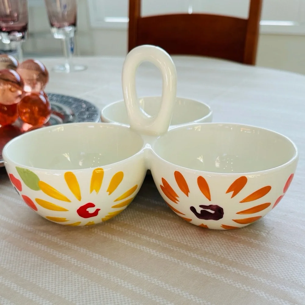 Pier 1 “Flowers” PER178 Colorful 3 Bowl unit with Handle. Earthenware NWT